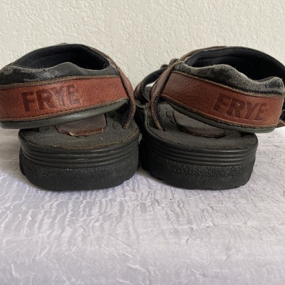FRYE Windsurf Sandals Brown Leather Strap Shoes Hook & Loop Beach Boat Sz 9M main image 12